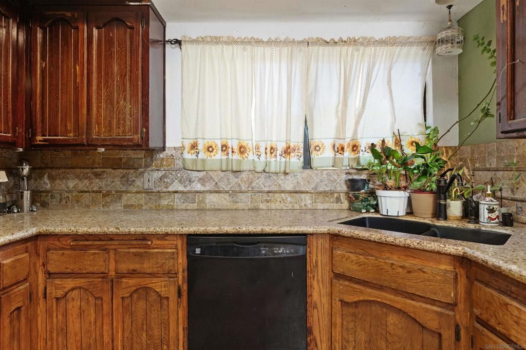 3950 Hellers Bend, Fallbrook, CA 92028 — photo 3
