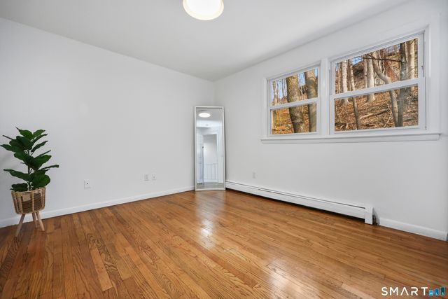 305 Mill Rock Road 305, Hamden, CT 06517