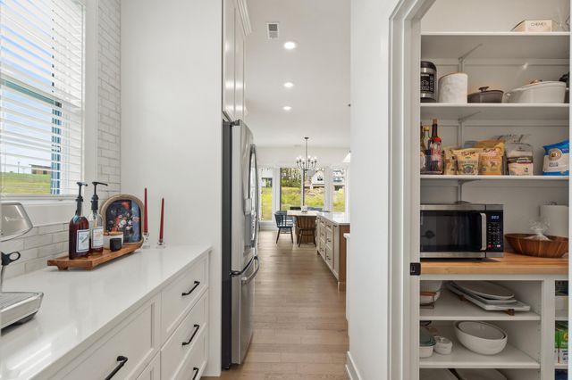 5416 BRIAR ROSE CT, Columbia, MO 65203