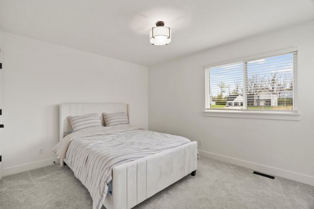 5416 BRIAR ROSE CT, Columbia, MO 65203