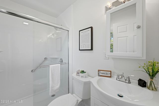 718 Hughes Road, Hampstead, NC 28443