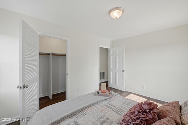 718 Hughes Road, Hampstead, NC 28443