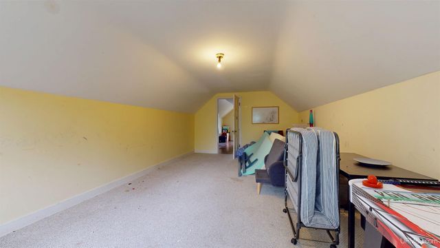 1020 S 7th Avenue, Escanaba, MI 49829