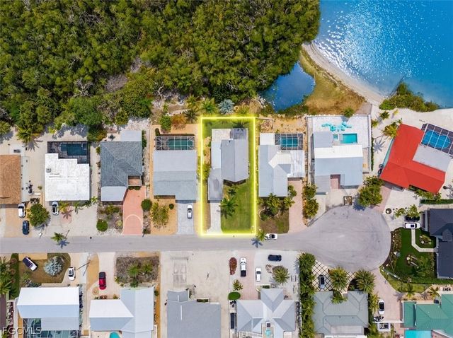 455 Donora BLVD, Fort Myers Beach, FL 33931