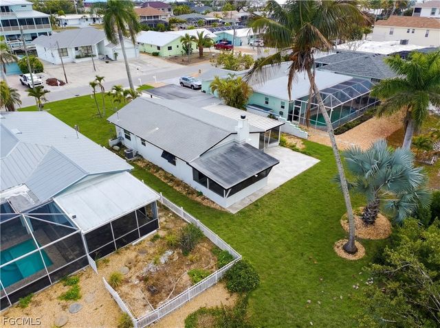 455 Donora BLVD, Fort Myers Beach, FL 33931