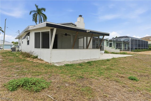 455 Donora BLVD, Fort Myers Beach, FL 33931