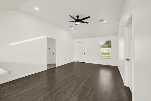 7101 Goforth Street, Houston, TX 77021
