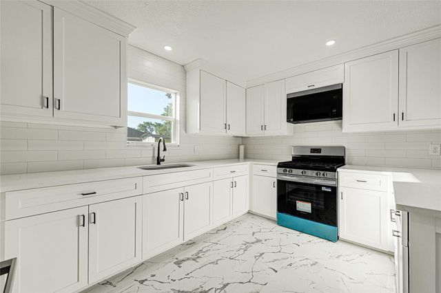 7101 Goforth Street, Houston, TX 77021