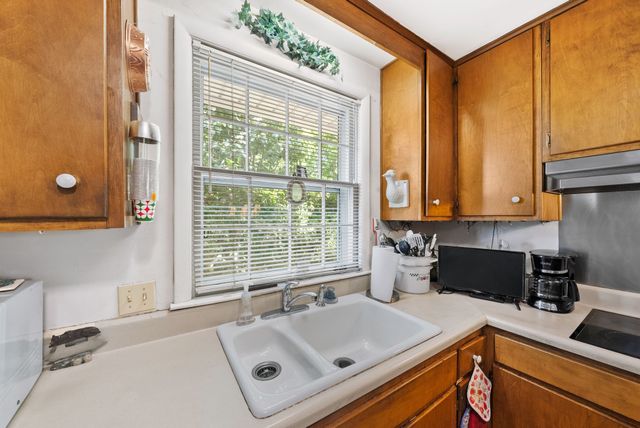 439 Lynn Dr, Nashville, TN 37211