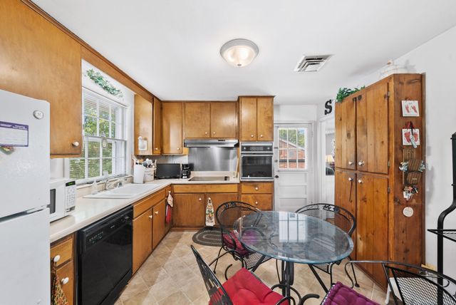 439 Lynn Dr, Nashville, TN 37211