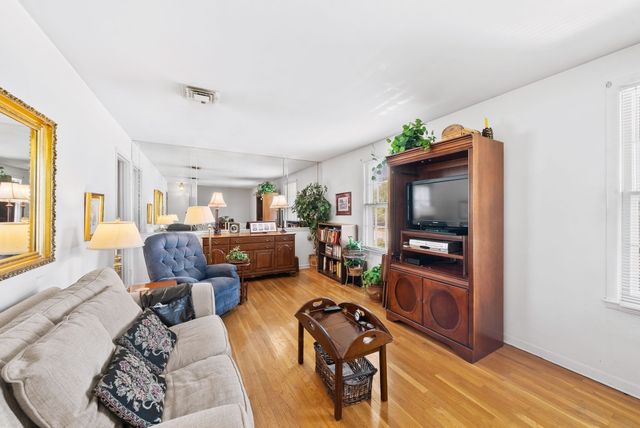 439 Lynn Dr, Nashville, TN 37211