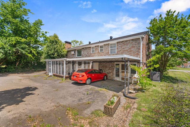 439 Lynn Dr, Nashville, TN 37211