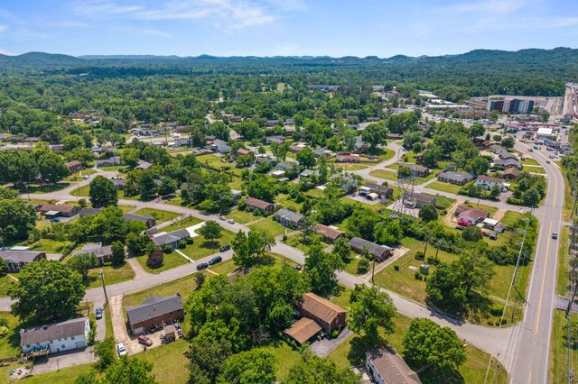 439 Lynn Dr, Nashville, TN 37211