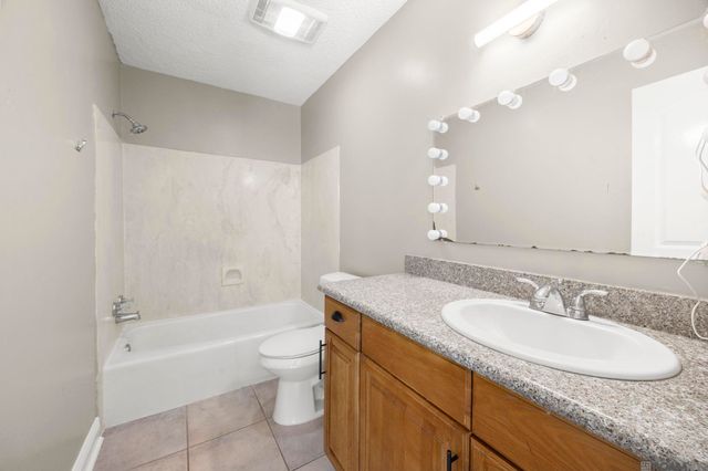 1919 Brightside Dr, Baton Rouge, LA 70820