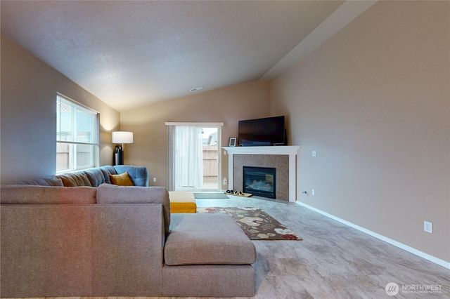 1173 SW Carver Street, College Place, WA 99324