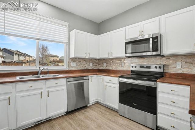 6040 San Mateo Drive, Colorado Springs, CO 80911