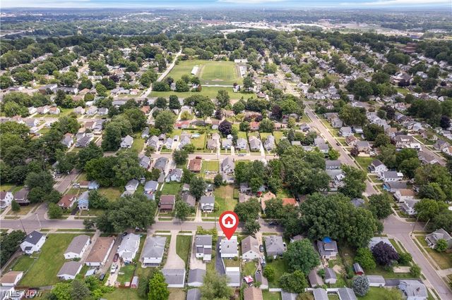 1924 16th Street SW, Akron, OH 44314