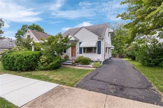 1924 16th Street SW, Akron, OH 44314