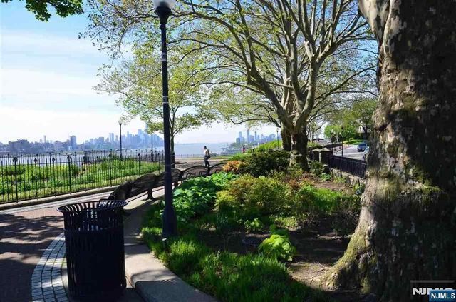 883 JFK Blvd E 3F, Weehawken, NJ 07086