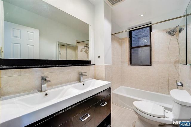883 JFK Blvd E 3F, Weehawken, NJ 07086