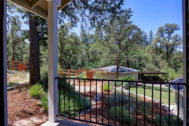 17000 Loganberry Ct, Meadow Vista, CA 95722