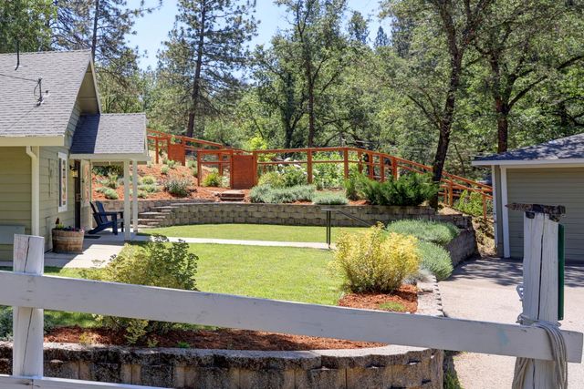 17000 Loganberry Ct, Meadow Vista, CA 95722