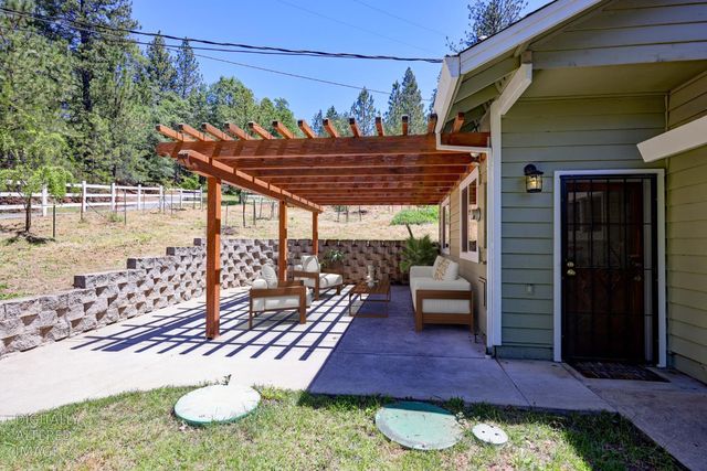 17000 Loganberry Ct, Meadow Vista, CA 95722
