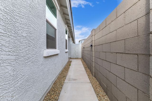 17486 W VIA DE LUNA Drive, Surprise, AZ 85387