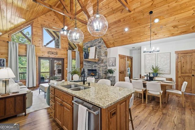 1172 Settlers Ridge Road, Ellijay, GA 30540