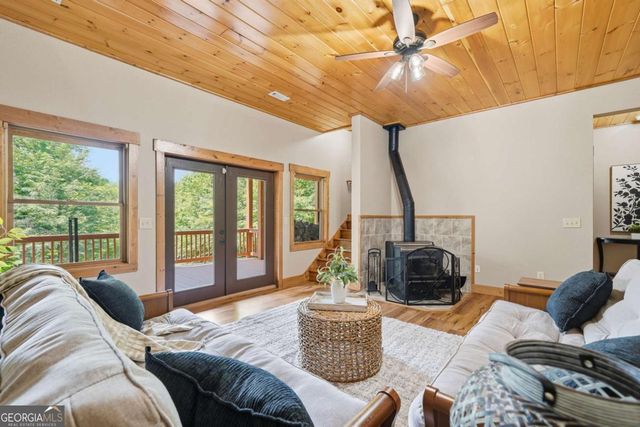 1172 Settlers Ridge Road, Ellijay, GA 30540