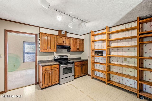 1218 Hitch Rd, Maryville, TN 37804