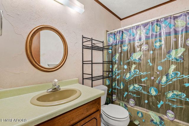 1218 Hitch Rd, Maryville, TN 37804