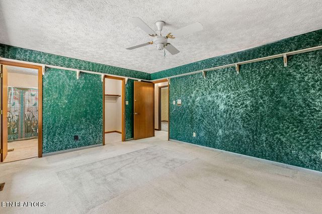 1218 Hitch Rd, Maryville, TN 37804