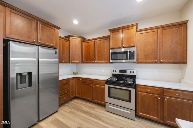 716 Ennis Creek Lane, Cary, NC 27513