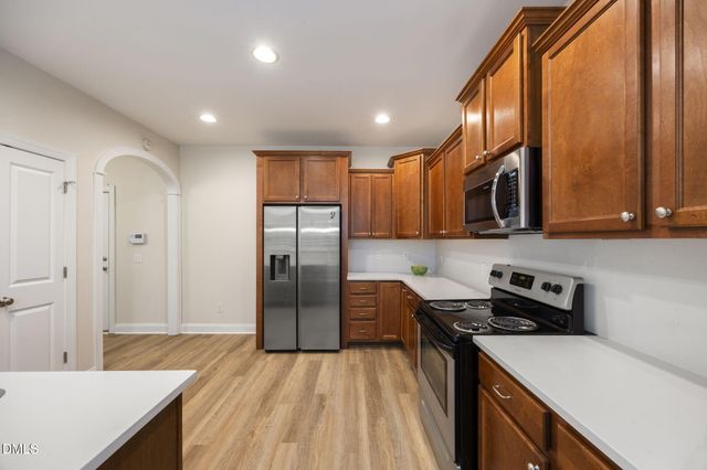 716 Ennis Creek Lane, Cary, NC 27513