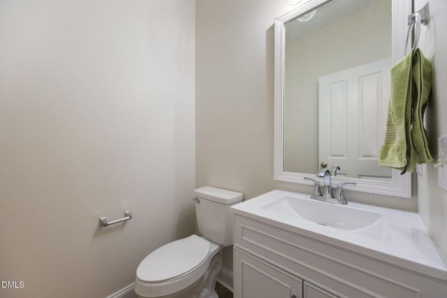716 Ennis Creek Lane, Cary, NC 27513