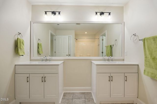 716 Ennis Creek Lane, Cary, NC 27513