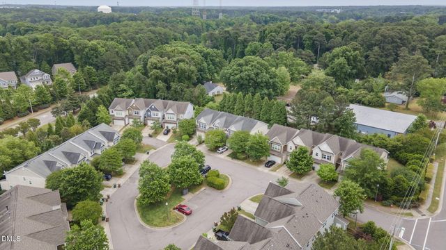 716 Ennis Creek Lane, Cary, NC 27513