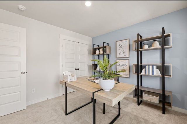 2080 Nectar Ln, Columbia, TN 38401