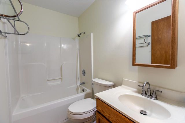 9033 271st AVENUE, Salem, WI 53168