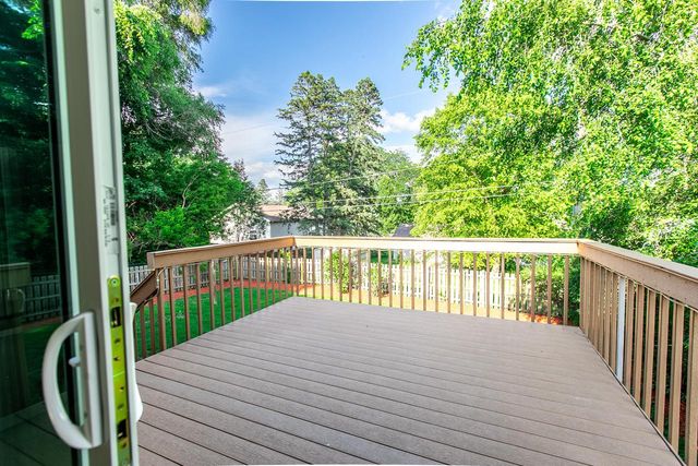 9033 271st AVENUE, Salem, WI 53168
