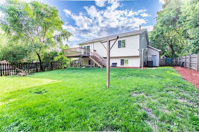 9033 271st AVENUE, Salem, WI 53168