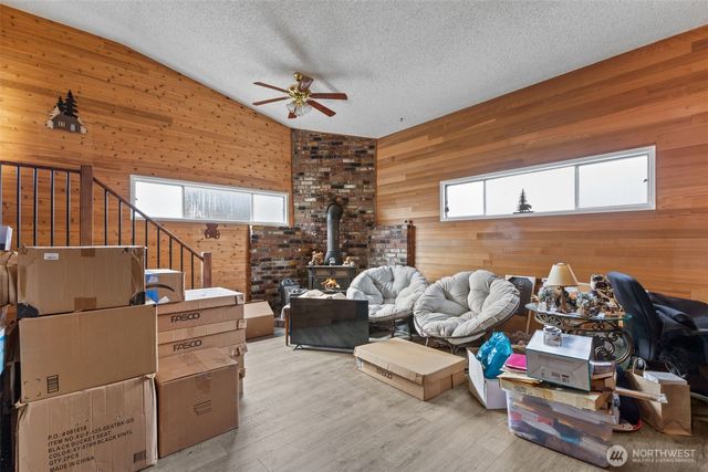 545 Davis Lake Rd, Morton, WA 98356