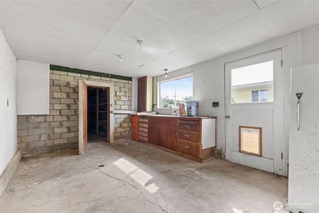 545 Davis Lake Rd, Morton, WA 98356