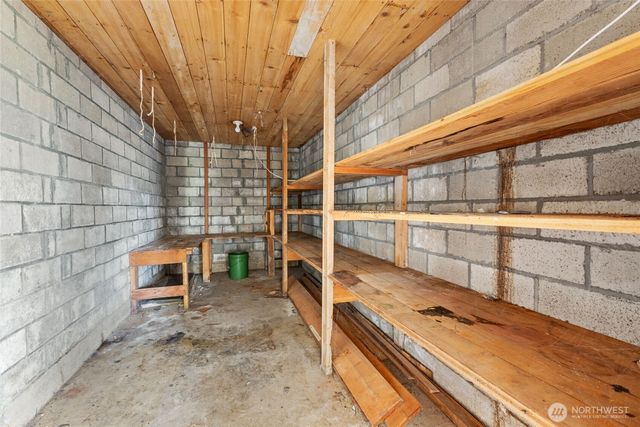 545 Davis Lake Rd, Morton, WA 98356