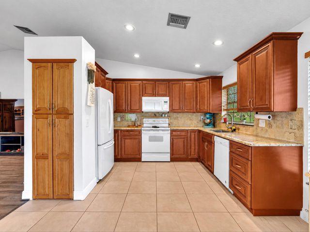5420 PINE Circle, Coral Springs, FL 33067