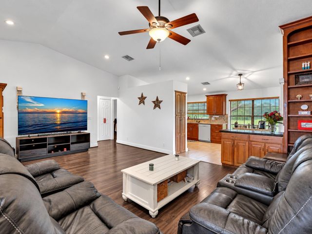 5420 PINE Circle, Coral Springs, FL 33067