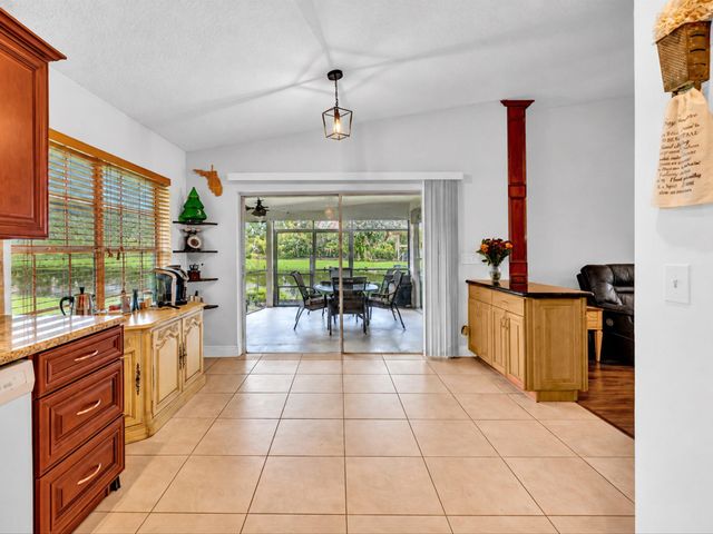 5420 PINE Circle, Coral Springs, FL 33067