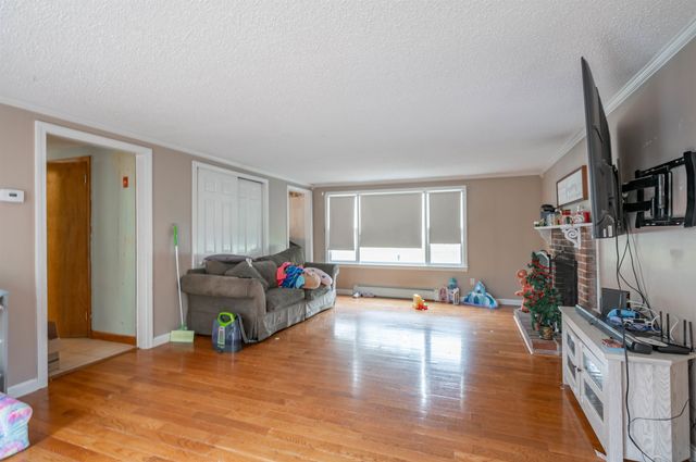 5 Lisa Terrace, Pelham, NH 03076