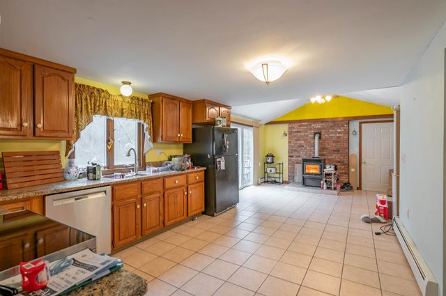 5 Lisa Terrace, Pelham, NH 03076